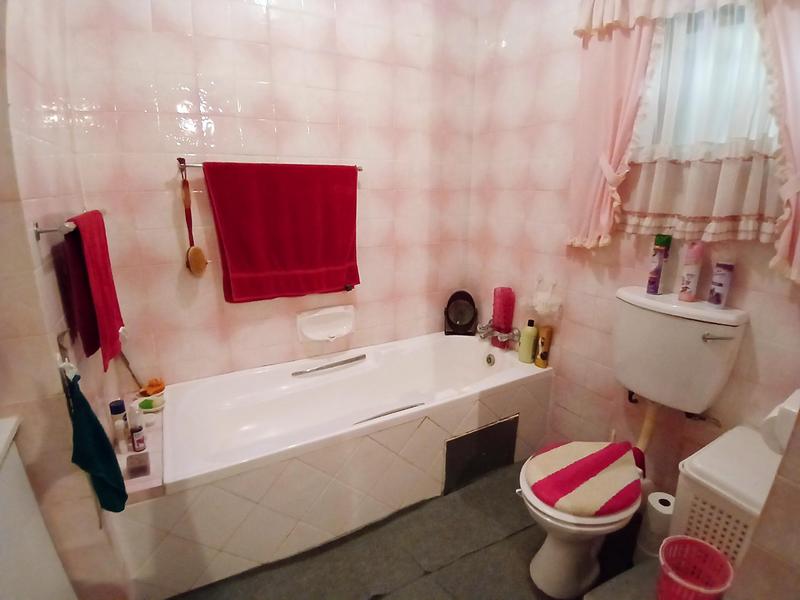 3 Bedroom Property for Sale in Stilbaai Wes Western Cape